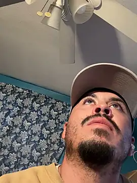 AlexR9700 online show from November 2025 11:37:01 PM