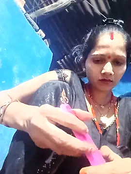 Snapshot of Jooli_xx chatting on September 2025 01:38:02 PM Jooli xx online show from September 2025 01:38:02 PM