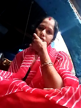 Snapshot of Jooli_xx chatting on October 2025 02:28:02 AM Jooli xx online show from October 2025 02:28:02 AM