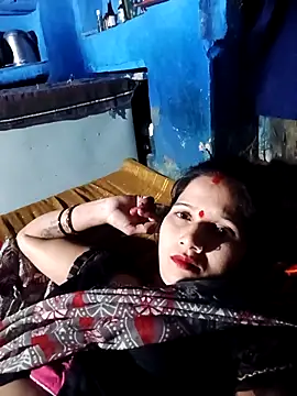 Snapshot of Jooli_xx chatting on October 2025 03:18:01 PM Jooli xx online show from October 2025 03:18:01 PM