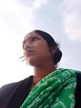 Snapshot of Jooli_xx chatting on October 2025 02:12:02 AM Jooli xx online show from October 2025 02:12:02 AM