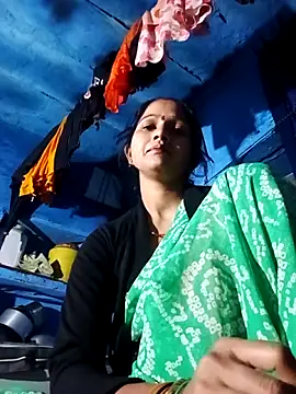 Snapshot of Jooli_xx chatting on October 2025 02:51:02 PM Jooli xx online show from October 2025 02:51:02 PM