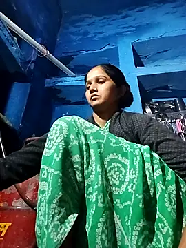 Snapshot of Jooli_xx chatting on November 2025 02:03:02 AM Jooli xx online show from November 2025 02:03:02 AM