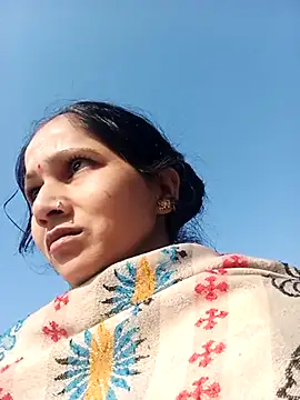 Snapshot of Jooli_xx chatting on November 2025 03:38:02 AM Jooli xx online show from November 2025 03:38:02 AM