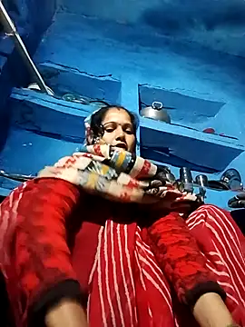 Snapshot of Jooli_xx chatting on January 2026 12:24:01 AM Jooli xx online show from January 2026 12:24:01 AM