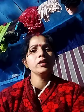 Snapshot of Jooli_xx chatting on January 2026 04:23:02 PM Jooli xx online show from January 2026 04:23:02 PM