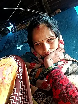 Snapshot of Jooli_xx chatting on January 2026 04:29:02 AM Jooli xx online show from January 2026 04:29:02 AM