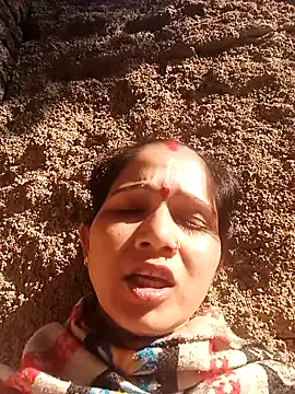 Snapshot of Jooli_xx chatting on January 2026 04:29:01 AM Jooli xx online show from January 2026 04:29:01 AM