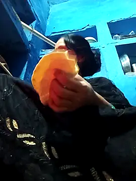 Snapshot of Jooli_xx chatting on February 2026 02:05:01 PM Jooli xx online show from February 2026 02:05:01 PM