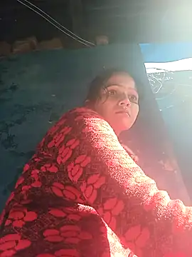 Snapshot of Jooli_xx chatting on February 2026 03:32:02 AM Jooli xx online show from February 2026 03:32:02 AM