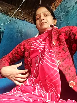 Snapshot of Jooli_xx chatting on February 2026 04:06:01 AM Jooli xx online show from February 2026 04:06:01 AM