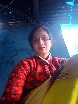 Snapshot of Jooli_xx chatting on February 2026 12:11:01 PM Jooli xx online show from February 2026 12:11:01 PM