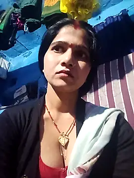 Snapshot of Jooli_xx chatting on February 2026 03:20:01 PM Jooli xx online show from February 2026 03:20:01 PM