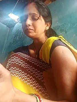 Snapshot of Jooli_xx chatting on February 2026 05:14:01 AM Jooli xx online show from February 2026 05:14:01 AM