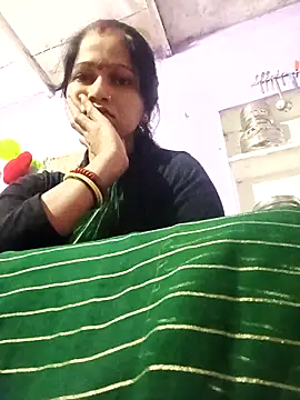 Snapshot of Jooli_xx chatting on February 2026 11:24:02 PM Jooli xx online show from February 2026 11:24:02 PM