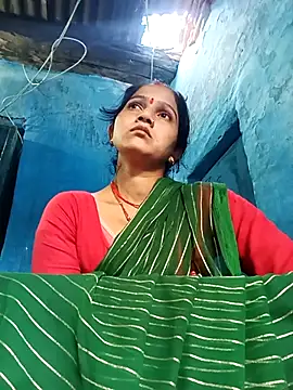 Snapshot of Jooli_xx chatting on February 2026 11:30:01 AM Jooli xx online show from February 2026 11:30:01 AM