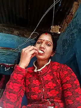 Snapshot of Jooli_xx chatting on February 2026 03:17:01 AM Jooli xx online show from February 2026 03:17:01 AM