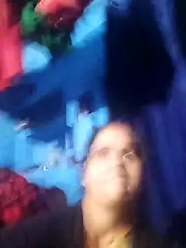 Snapshot of Jooli_xx chatting on February 2026 01:45:02 PM Jooli xx online show from February 2026 01:45:02 PM