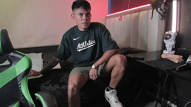 Snapshot of Jack_castell chatting on June 2026 11:14:02 PM Jack castell online show from June 2026 11:14:02 PM