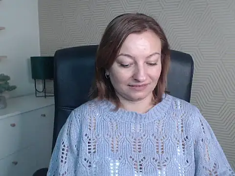 angelaSamt online show from October 2025 05:30:01 AM