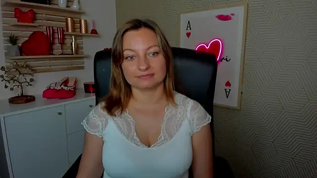 angelaSamt online show from June 2026 05:28:01 AM