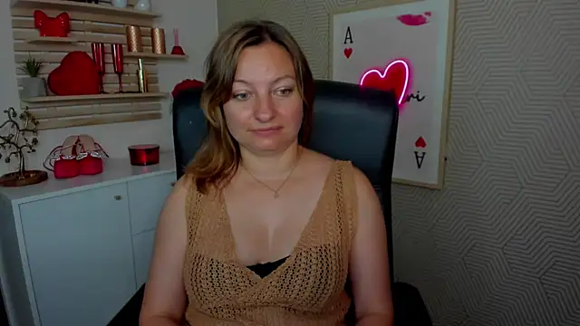 angelaSamt online show from June 2026 05:35:02 AM