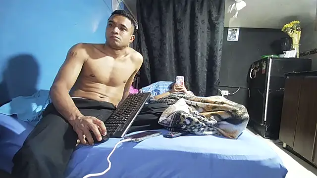 JoshuaMiller online show from November 2025 01:27:02 AM