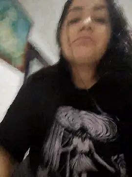 Snapshot of angelcurvyxtremx69 chatting on February 2026 10:28:01 PM angelcurvyxtremx69 online show from February 2026 10:28:01 PM