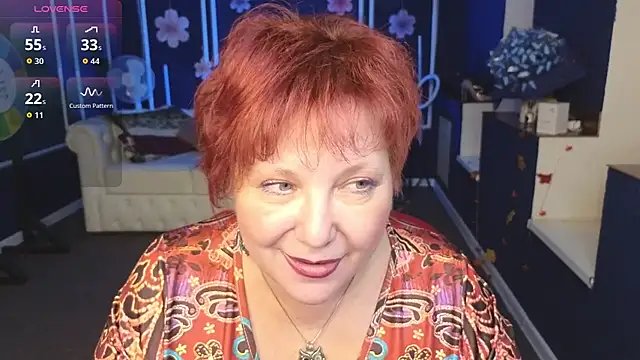 Snapshot of Kira_Kenett chatting on November 2025 03:52:02 PM Kira Kenett online show from November 2025 03:52:02 PM