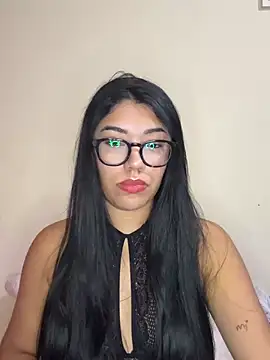 Alexa69xx online show from April 2026 09:32:02 PM