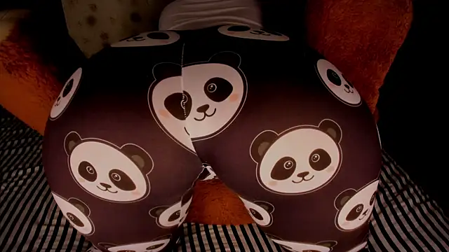 Snapshot of Gabby_Haze chatting on November 2025 07:07:02 PM Gabby Haze online show from November 2025 07:07:02 PM