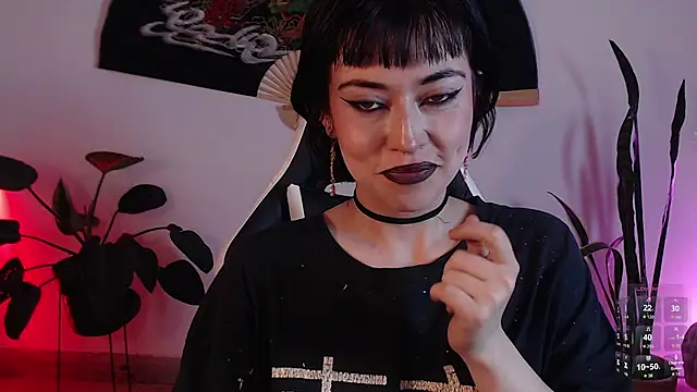 Ellyuwuw online show from February 2026 12:26:02 AM