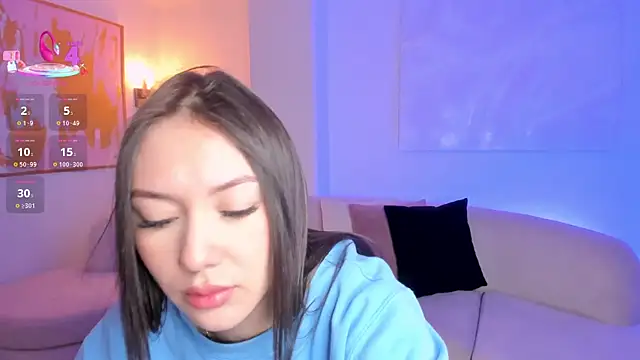 AnnaHoffman  online show from October 2025 12:47:02 PM