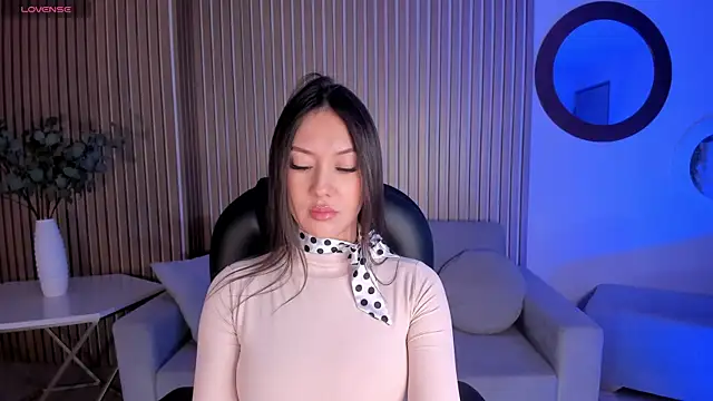 AnnaHoffman  online show from October 2025 07:16:02 PM