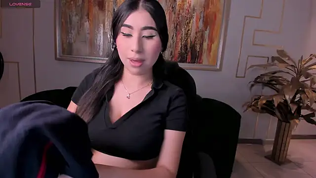 MayaMoretti  online show from November 2025 04:12:01 AM