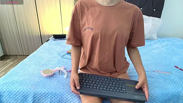 Ruby Whispers online show from October 2025 12:05:02 PM