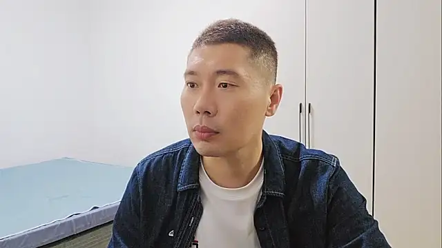 Snapshot of Buryerry-B chatting on October 2025 11:49:02 AM Buryerry-B online show from October 2025 11:49:02 AM