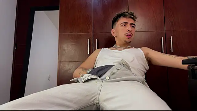 liamty luxor online show from October 2025 01:17:01 AM