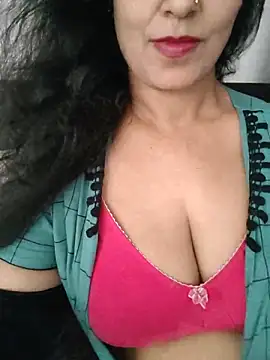 Snapshot of Deepa_Sharma143 chatting on June 2026 10:48:01 AM Deepa Sharma143 online show from June 2026 10:48:01 AM