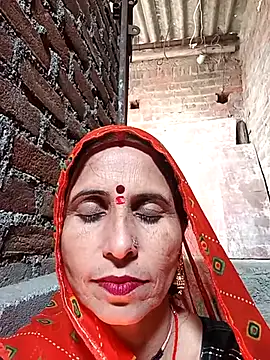 Snapshot of Hot_liya54 chatting on November 2025 06:46:02 AM Hot liya54 online show from November 2025 06:46:02 AM