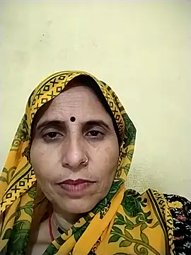 Snapshot of Hot_liya54 chatting on February 2026 05:45:01 AM Hot liya54 online show from February 2026 05:45:01 AM