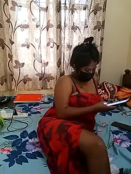 Snapshot of HAANNIAA chatting on November 2025 11:42:01 AM HAANNIAA online show from November 2025 11:42:01 AM