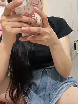 Snapshot of _sury00_ chatting on October 2025 12:25:02 PM  sury00  online show from October 2025 12:25:02 PM