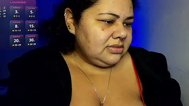 Snapshot of xlatinastar chatting on July 2026 04:22:01 PM xlatinastar online show from July 2026 04:22:01 PM