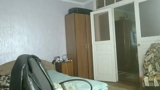 NiraFrost online show from November 2025 05:53:01 AM