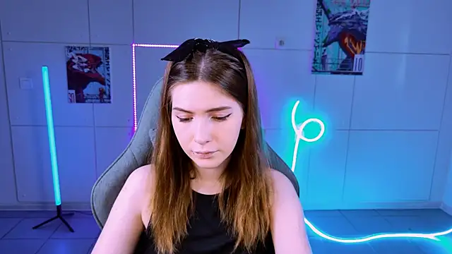 AliceCUNTach online show from September 2025 05:07:02 AM