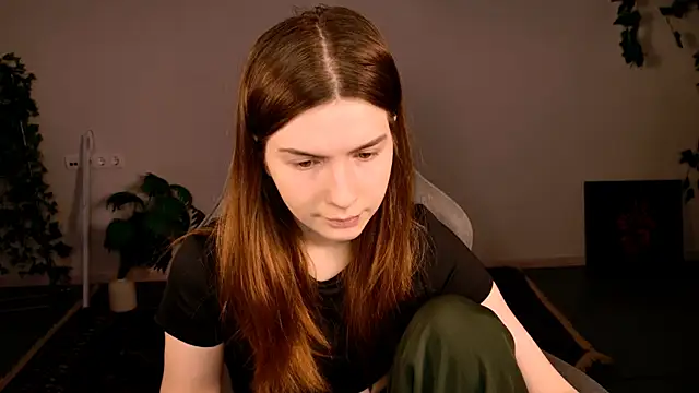 AliceCUNTach online show from November 2025 05:09:02 AM