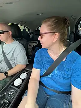 aussiepeaches online show from December 2025 09:34:02 PM