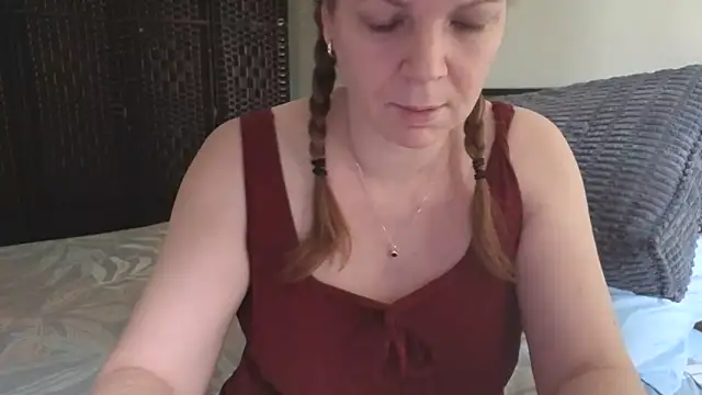 aussiepeaches online show from March 2026 01:00:01 AM