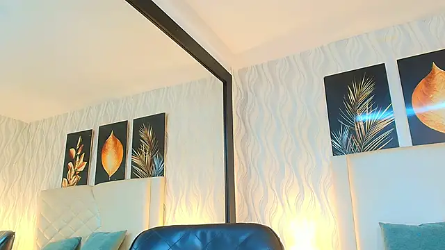 Lean Portman online show from February 2026 09:32:02 PM